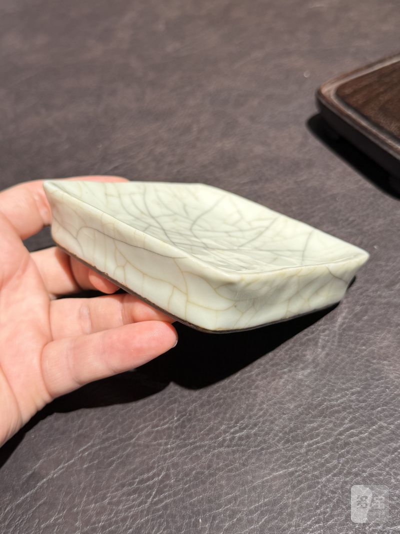 清雍正 仿官釉笔舔（木座） - 图7